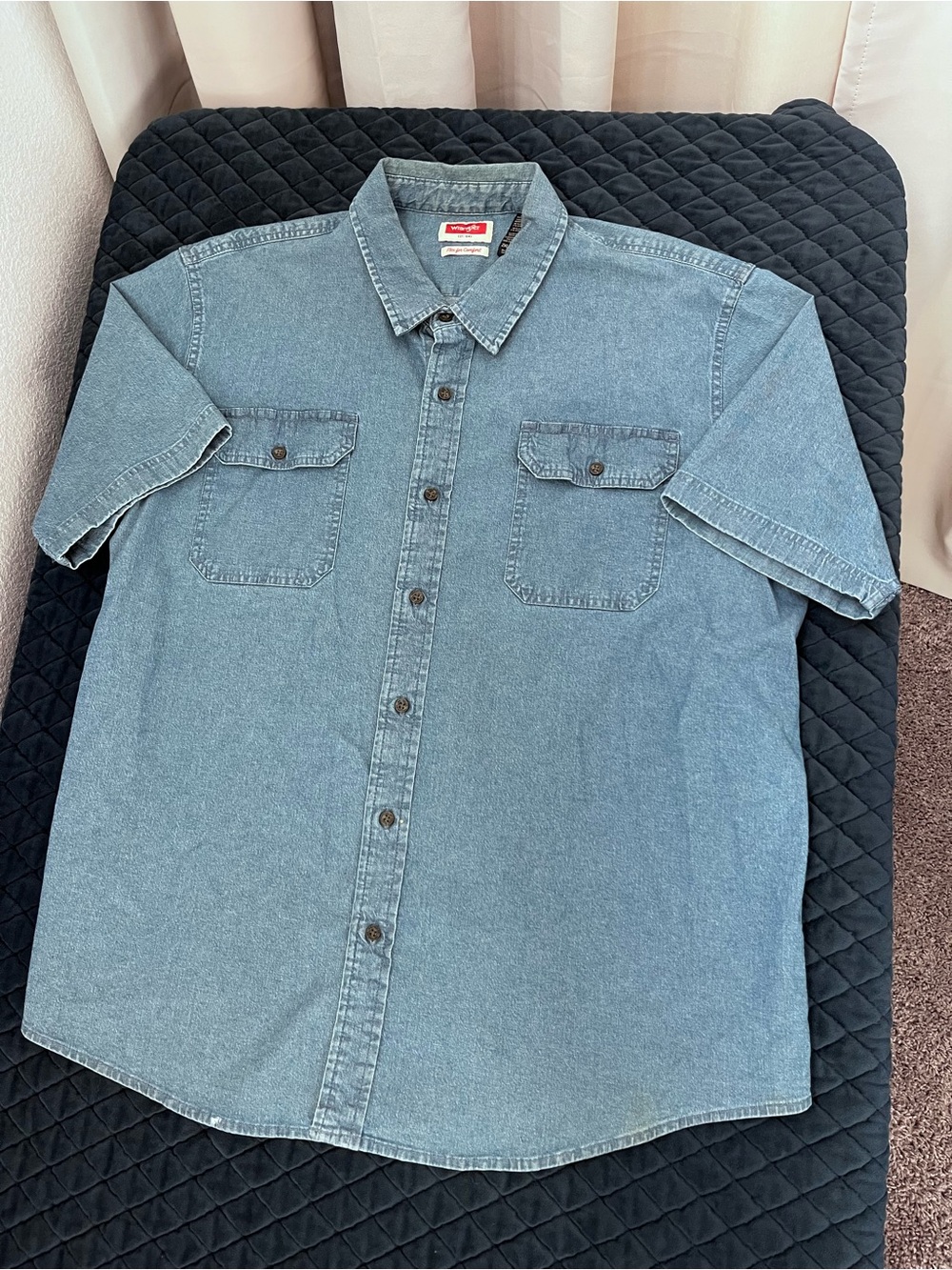 Vintage Workwear Wrangler Blue Short-Sleeve Denim Button-Down Shirt Men’s 2XL